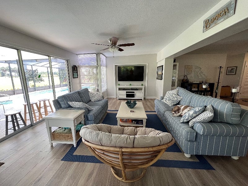 Furnished Finder property 573513_1 photo 4