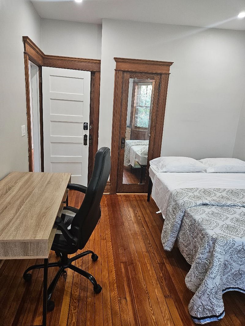 Furnished Finder property 573519_1 photo 25