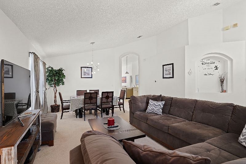 Furnished Finder property 573525_1 photo 3