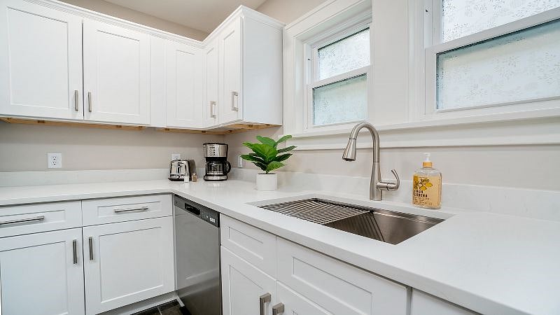 Furnished Finder property 573538_1 photo 7