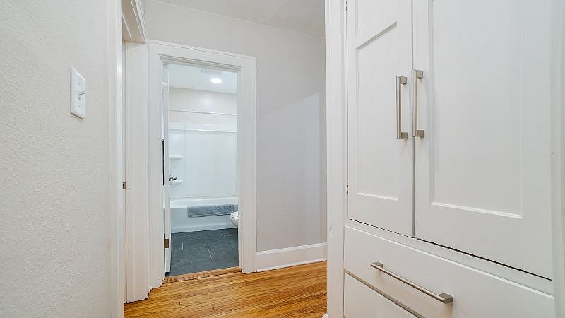 Furnished Finder property 573538_1 photo 12