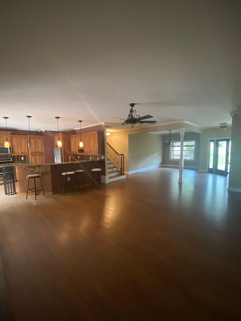 Furnished Finder property 573601_1 photo 4