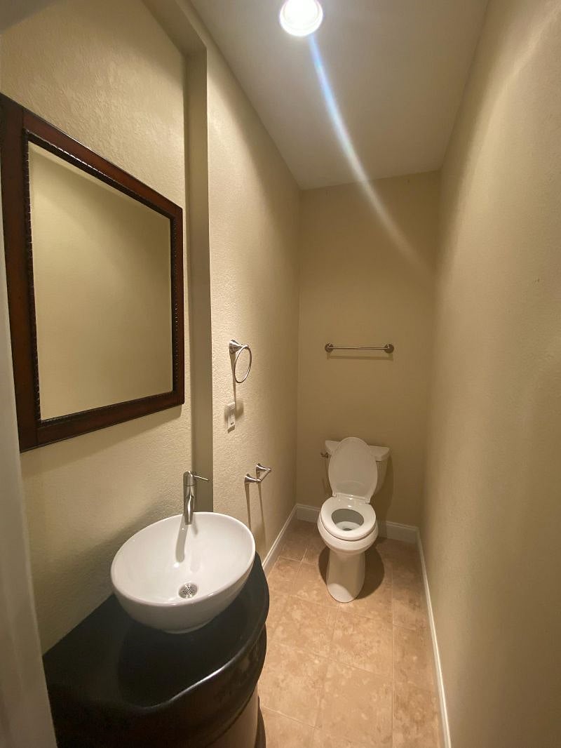Furnished Finder property 573601_1 photo 6