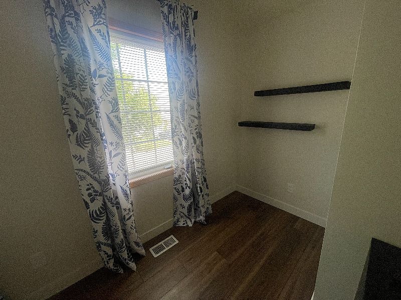 Furnished Finder property 573605_1 photo 25