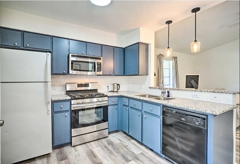 Furnished Finder property 573631_1 photo 8