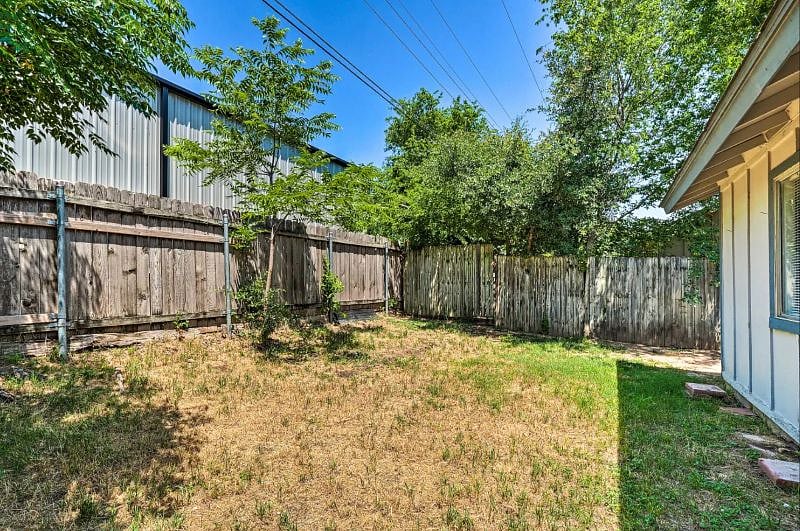 Furnished Finder property 573631_1 photo 23