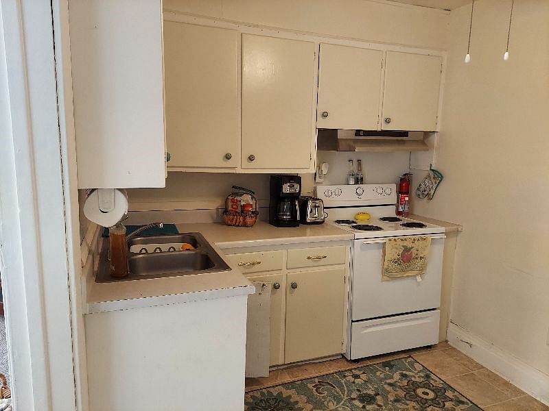 Furnished Finder property 573649_1 photo 3