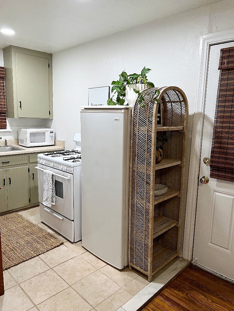 Furnished Finder property 573769_1 photo 6