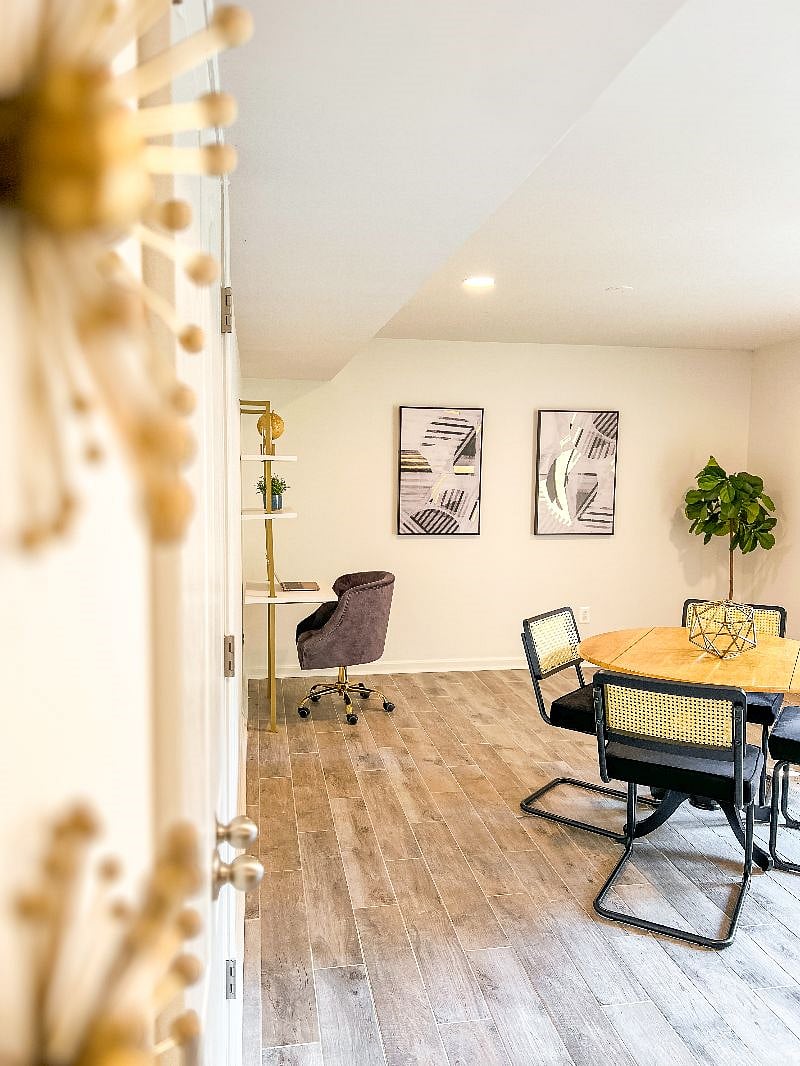 Furnished Finder property 573807_1 photo 18