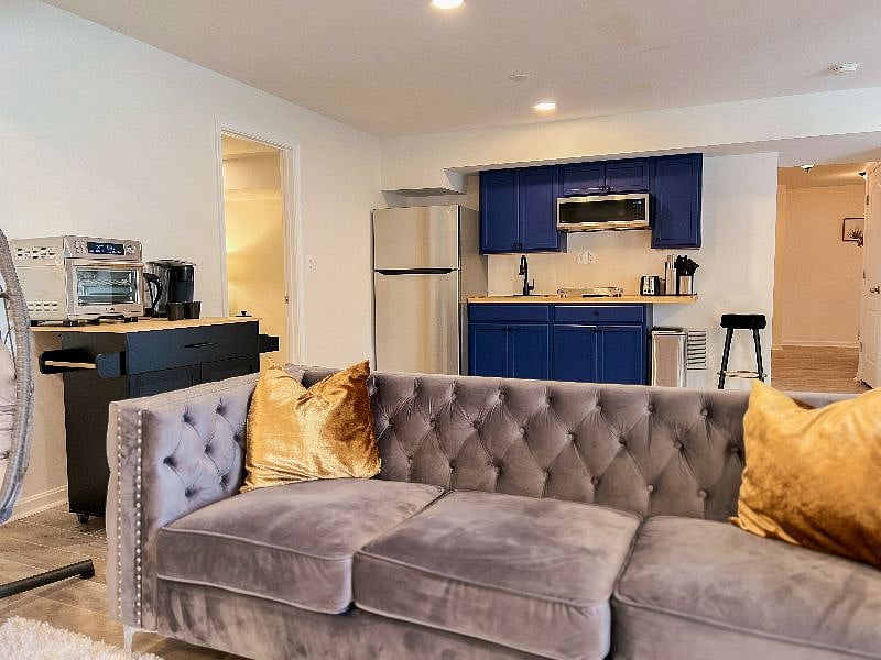 Furnished Finder property 573807_1 photo 14