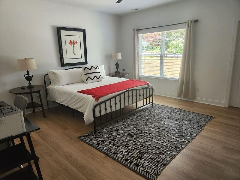 Furnished Finder property 573824_1 photo 9