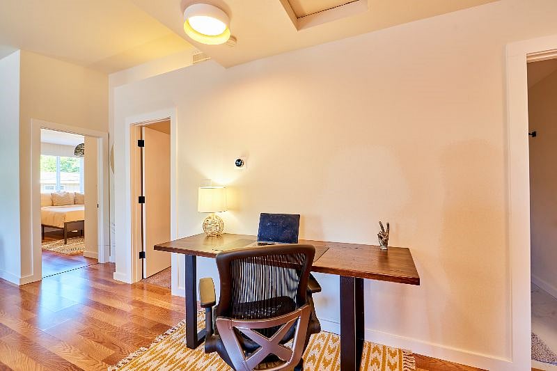 Furnished Finder property 573847_1 photo 12