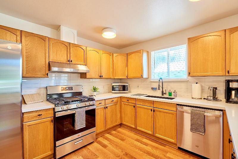 Furnished Finder property 573847_1 photo 14