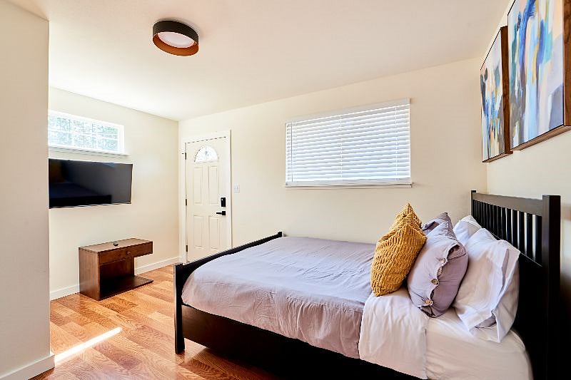 Furnished Finder property 573847_1 photo 23