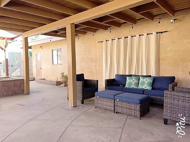 Furnished Finder property 573850_1 photo 25
