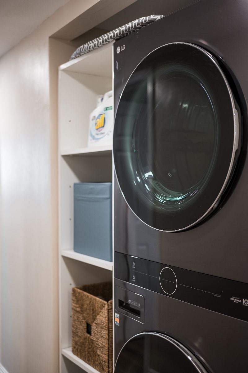 Smart washer and dryer. 