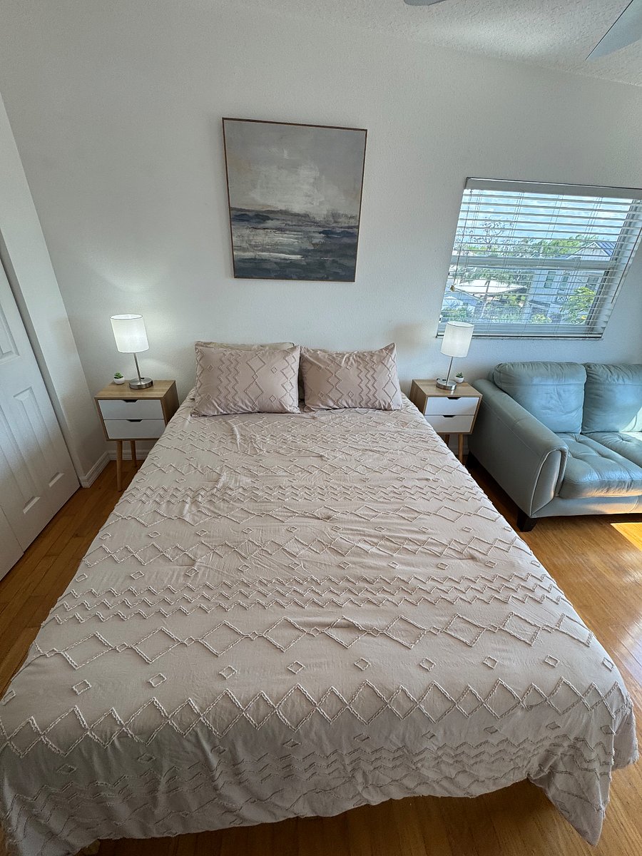 Furnished Finder property 573862_2 photo 14