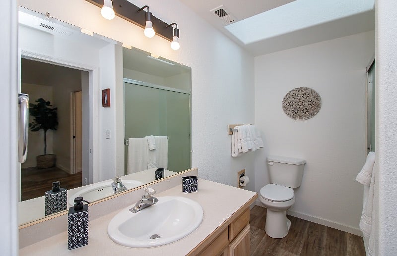 Furnished Finder property 573874_2 photo 16