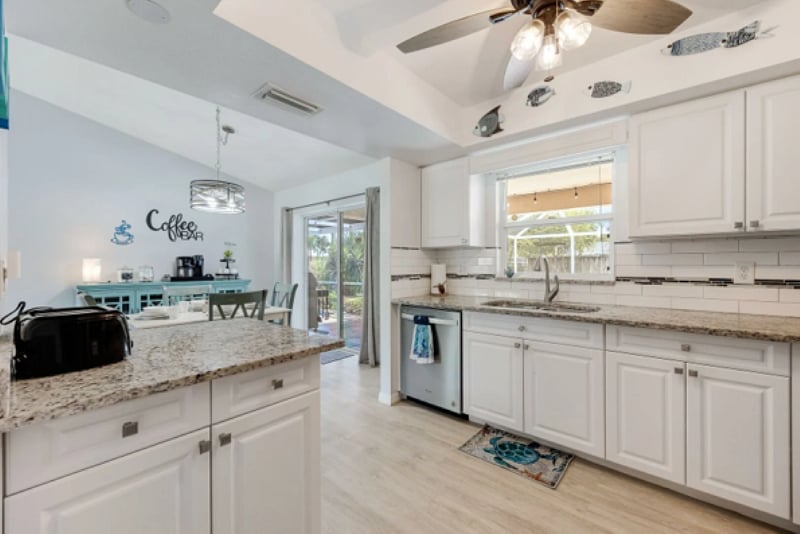 Furnished Finder property 573876_1 photo 13