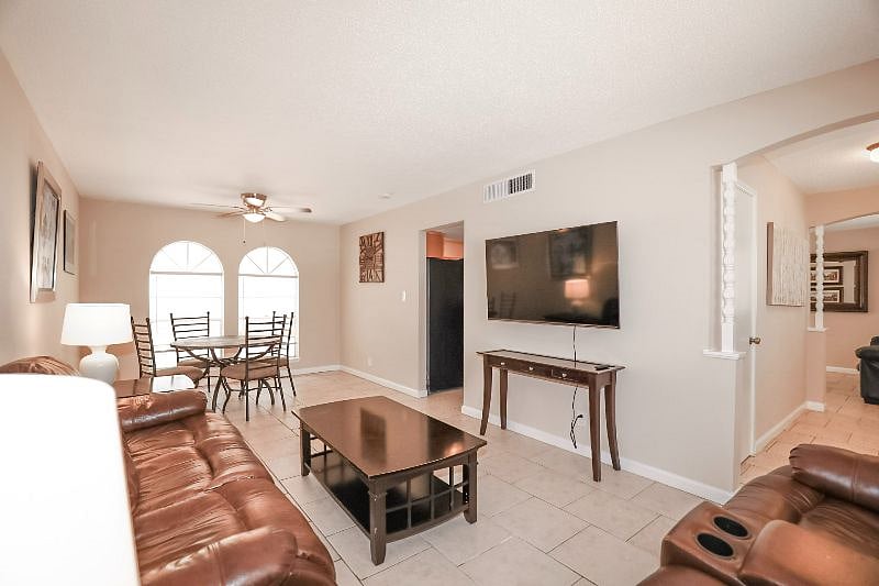 Furnished Finder property 573882_1 photo 5