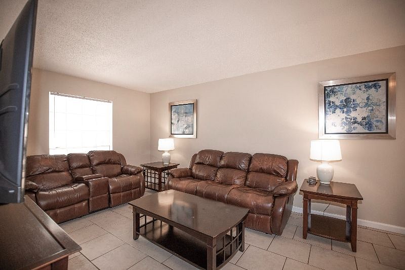 Furnished Finder property 573882_1 photo 4
