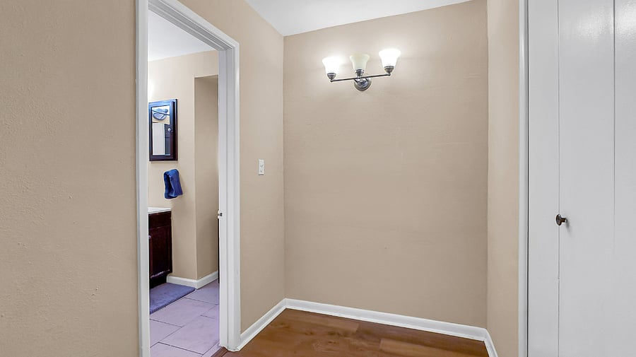 Furnished Finder property 573882_1 photo 14
