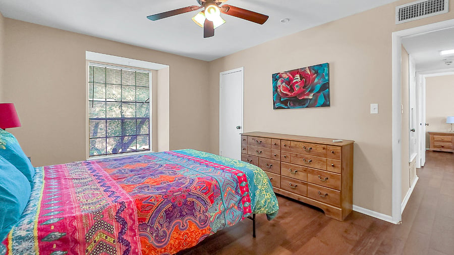 Furnished Finder property 573882_1 photo 12