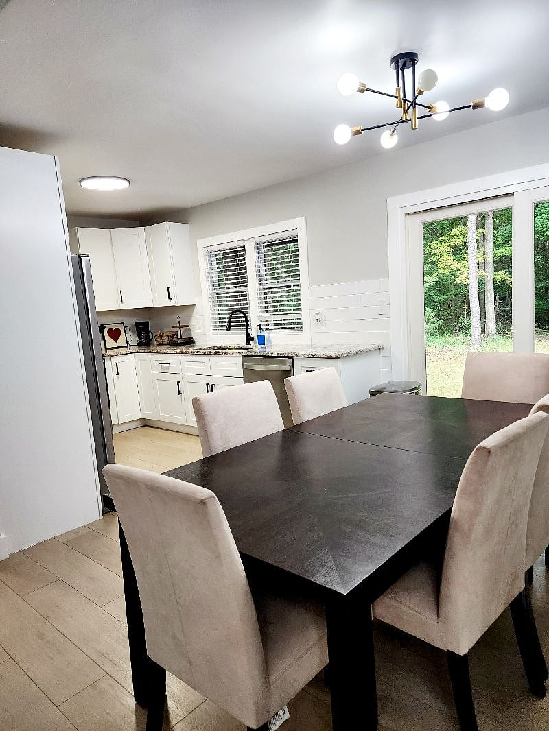 Furnished Finder property 573893_1 photo 8