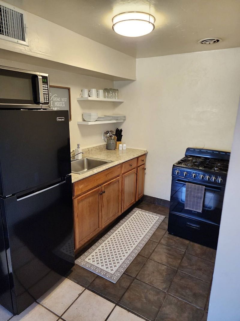 Furnished Finder property 573966_1 photo 6