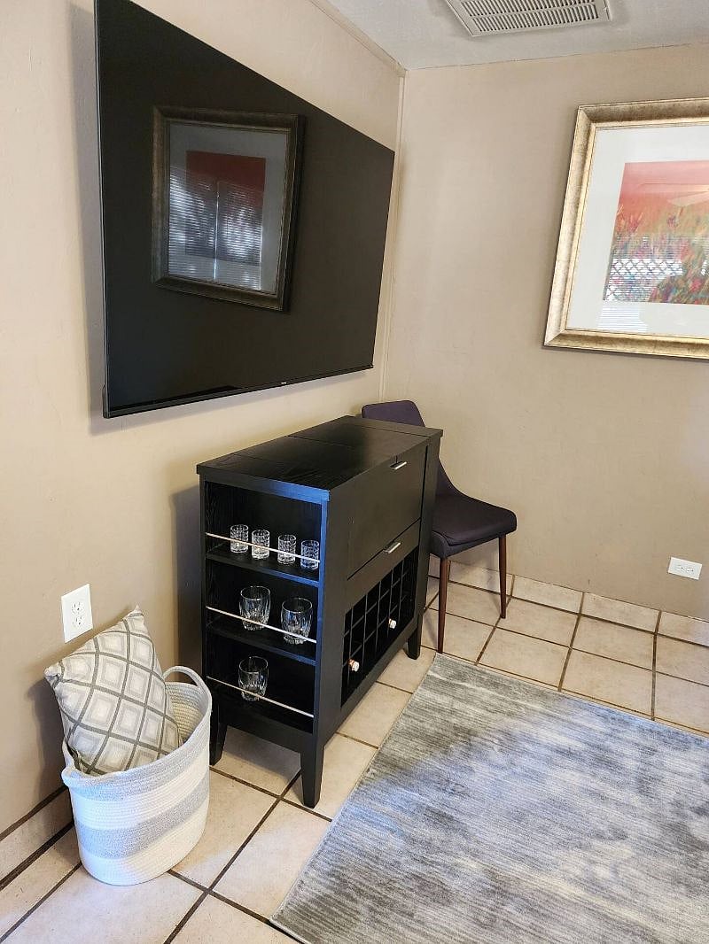 Furnished Finder property 573966_1 photo 11