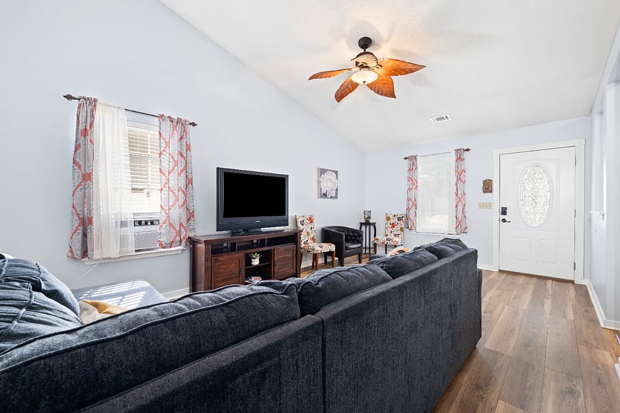 Furnished Finder property 573986_1 photo 6