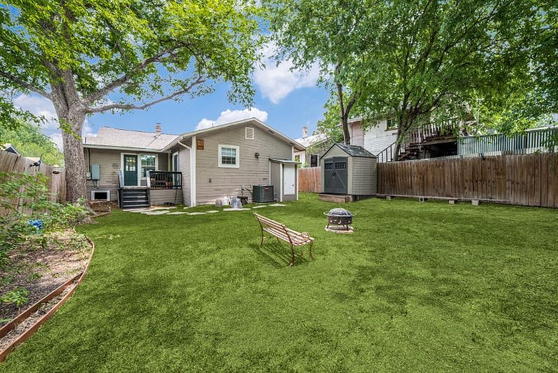 Furnished Finder property 573994_1 photo 12