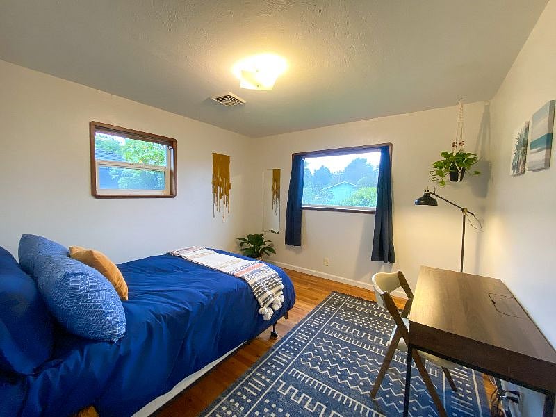 Bedroom 3 | Full Bed | Laptop-Friendly Workspace