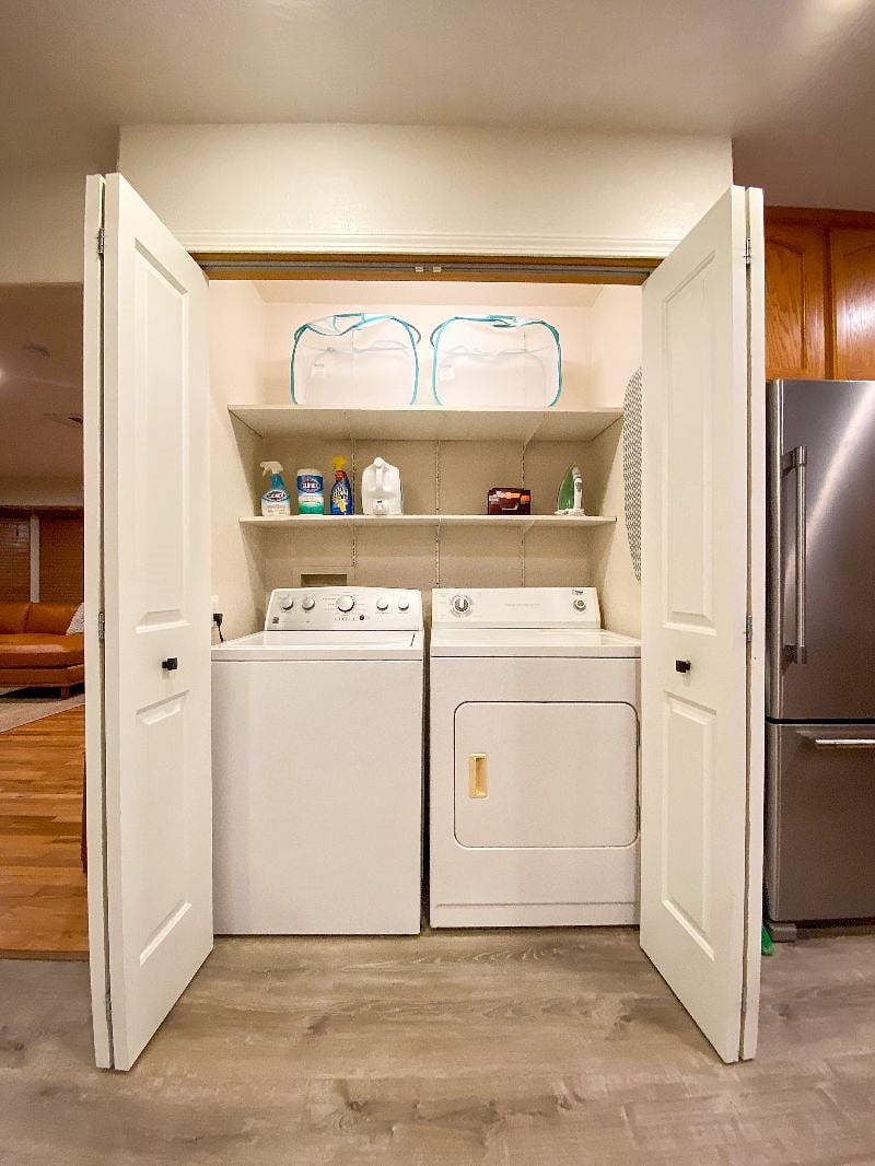 Kitchen & Dining Area | Washer & Dryer