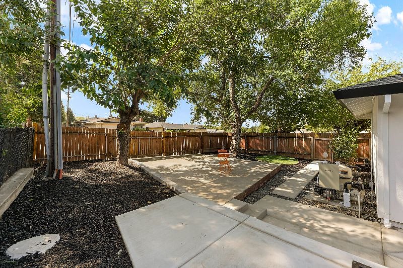 Furnished Finder property 574053_1 photo 19
