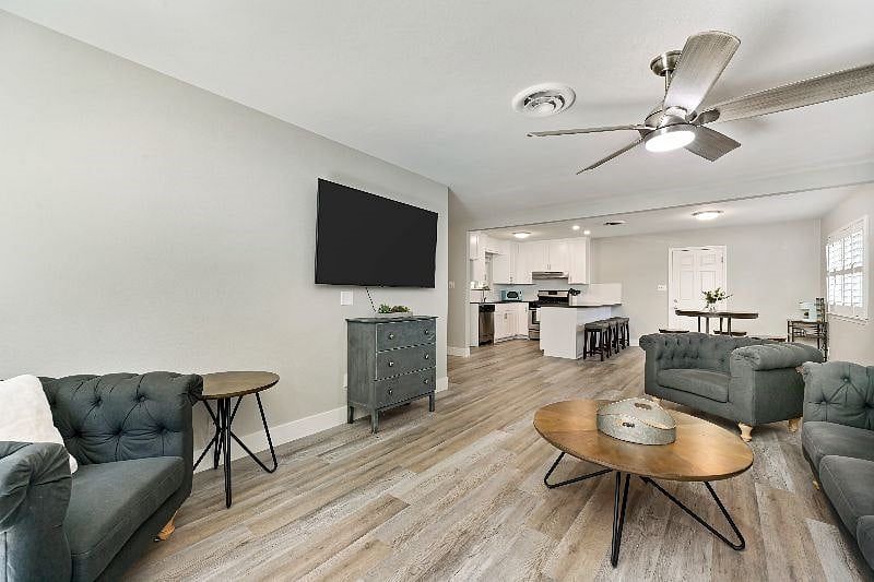 Furnished Finder property 574053_1 photo 9