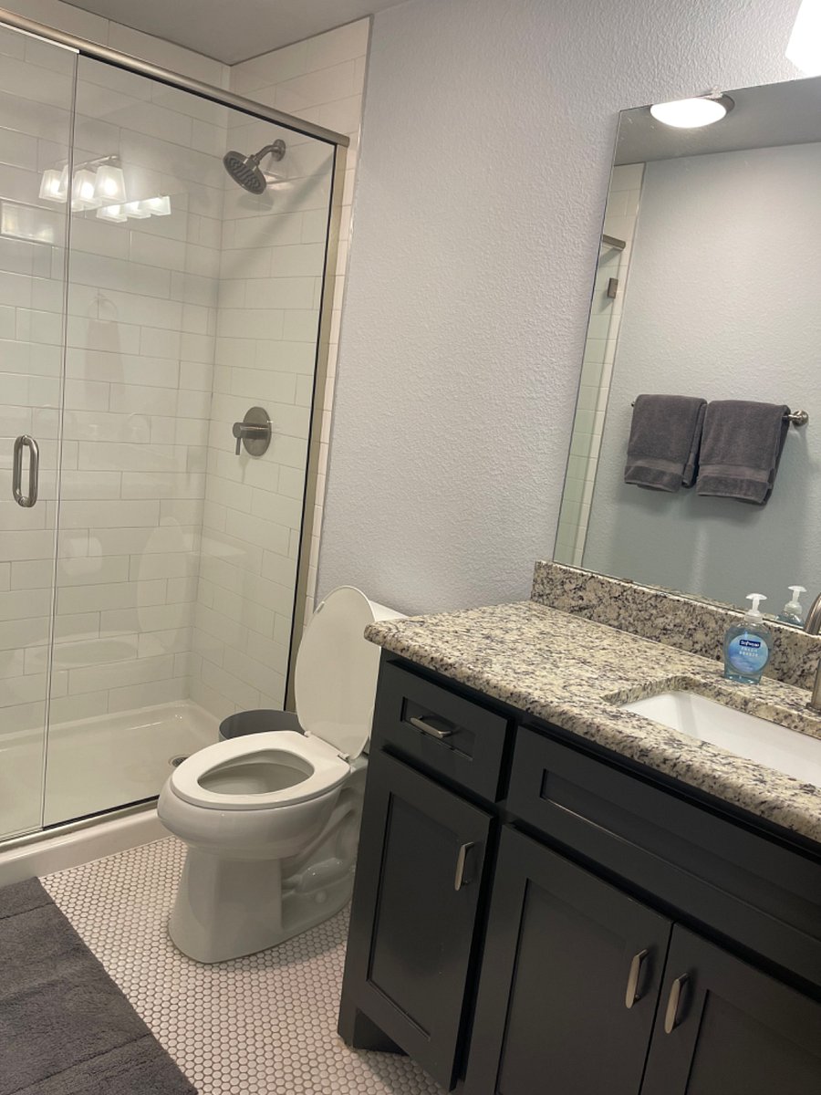 Bathroom with Single Vanity
