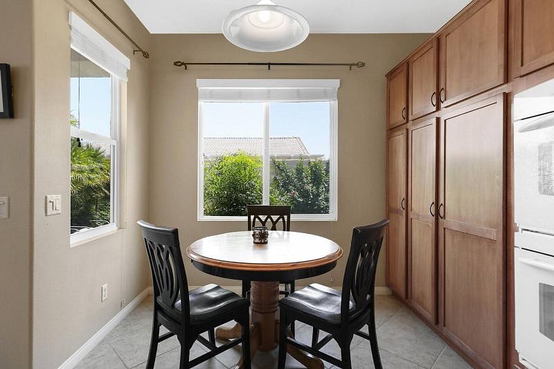 Furnished Finder property 574143_1 photo 8