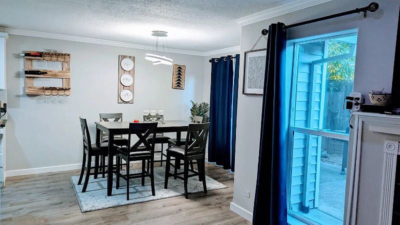Furnished Finder property 574218_1 photo 2