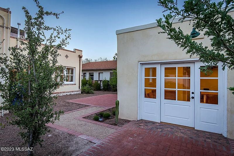 Furnished Finder property 574255_1 photo 17