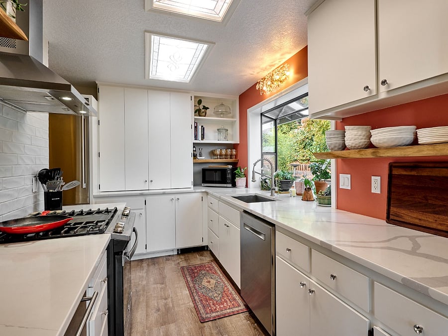 Furnished Finder property 574270_1 photo 4