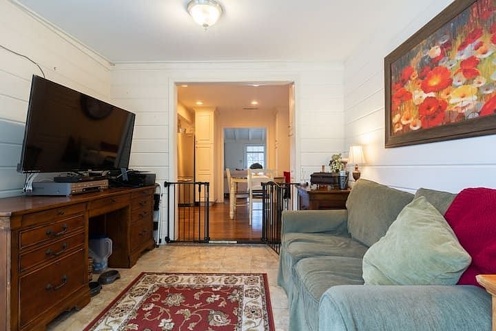 Furnished Finder property 574326_1 photo 5