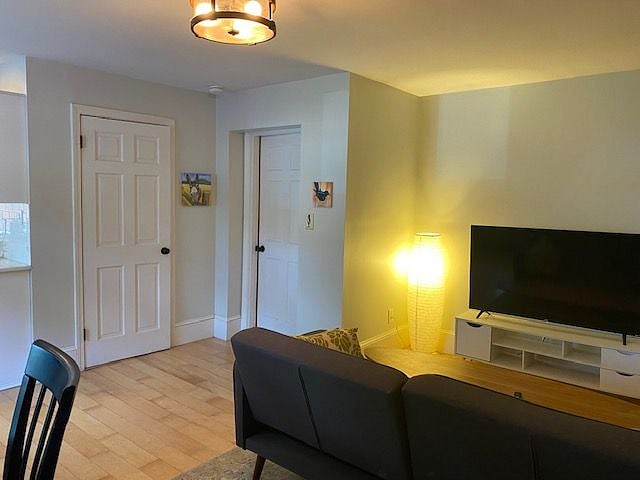 Furnished Finder property 574342_1 photo 4