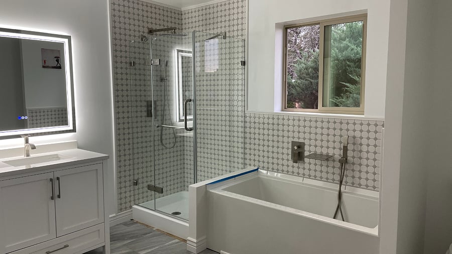 newly remodeled 2nd bathroom
