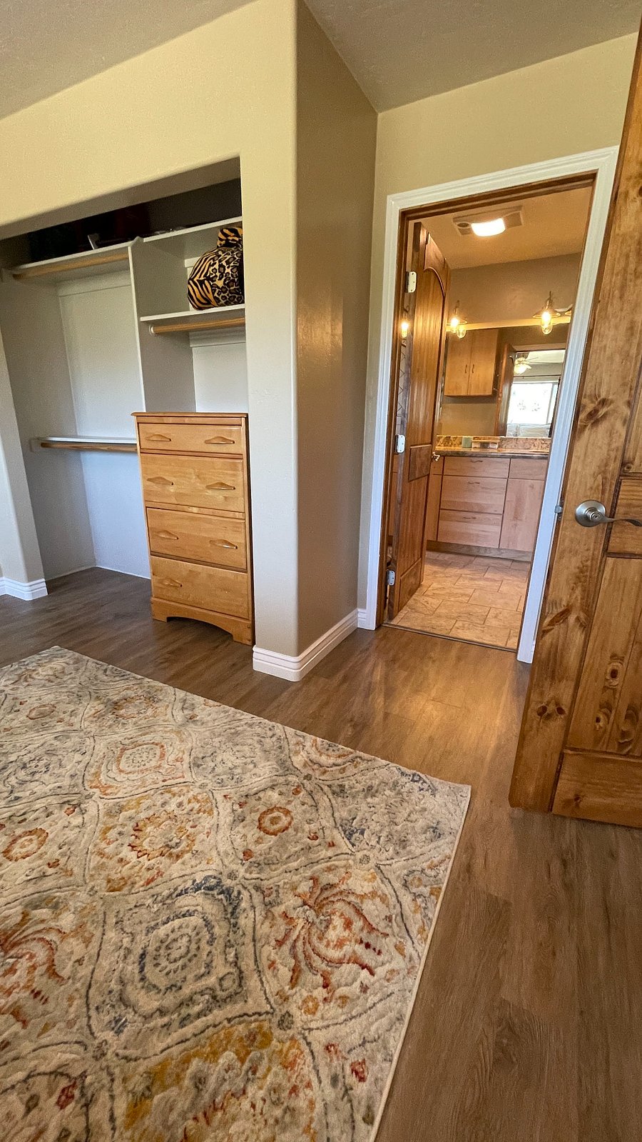 entrance of master bathroom