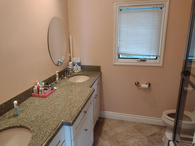 2nd floor private full bath
