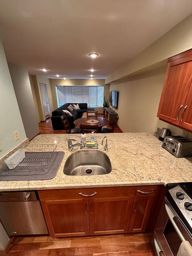 Furnished Finder property 574416_1 photo 7