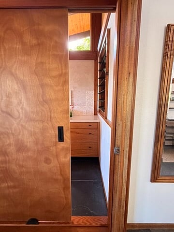Entry to bathroom