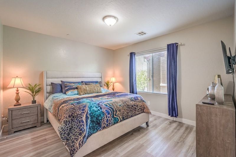 Furnished Finder property 574465_1 photo 11