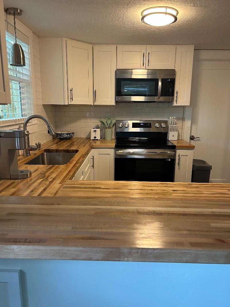 Furnished Finder property 574469_1 photo 14